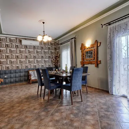 Apartment Angela Pool Agios Georgios Pagon